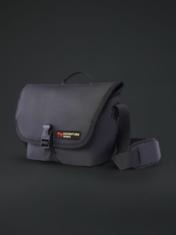 Buy DigiTek DCB 002 Waterproof Backpack Camera Bag for DSLR (Tripod Holder,  Black/Orange) Online – Croma