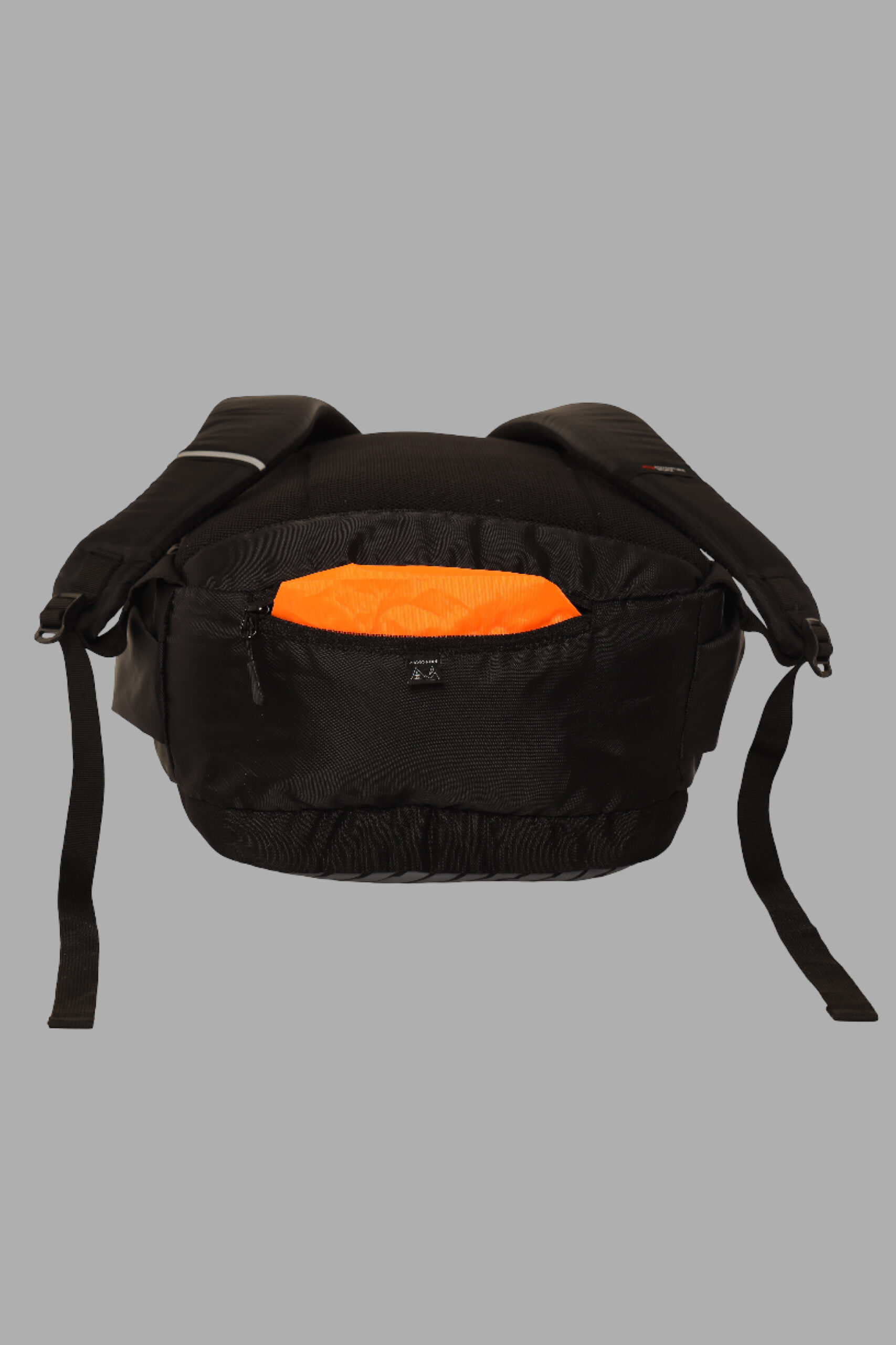 tars-backpack-24l-black (4)