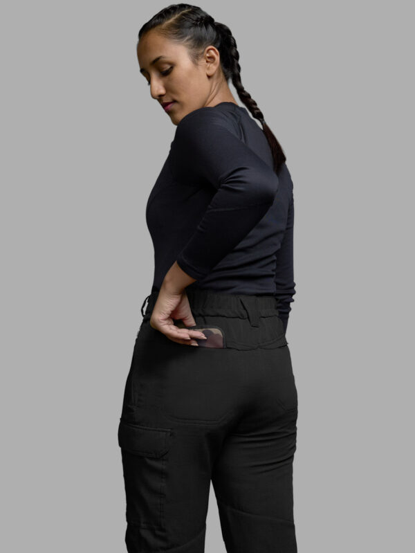 dzongri-outdoor-trousers-women-black (8)