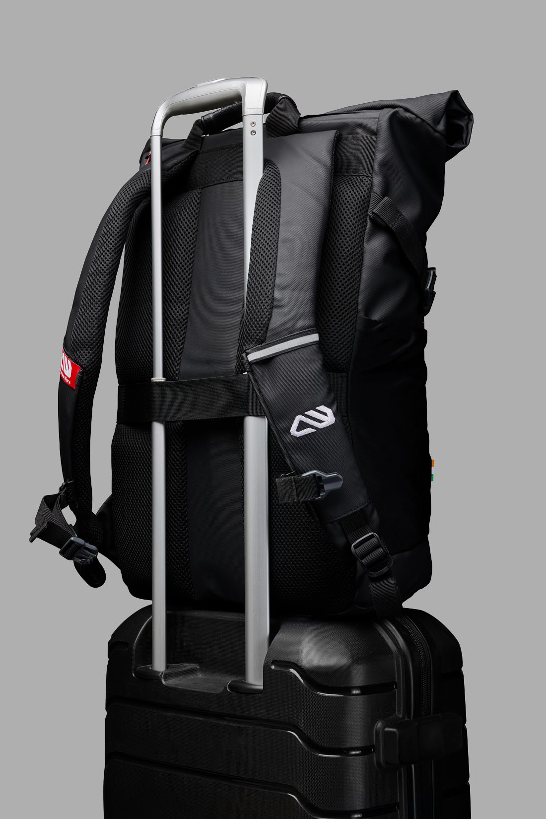 massif-rolltop-backpack-black