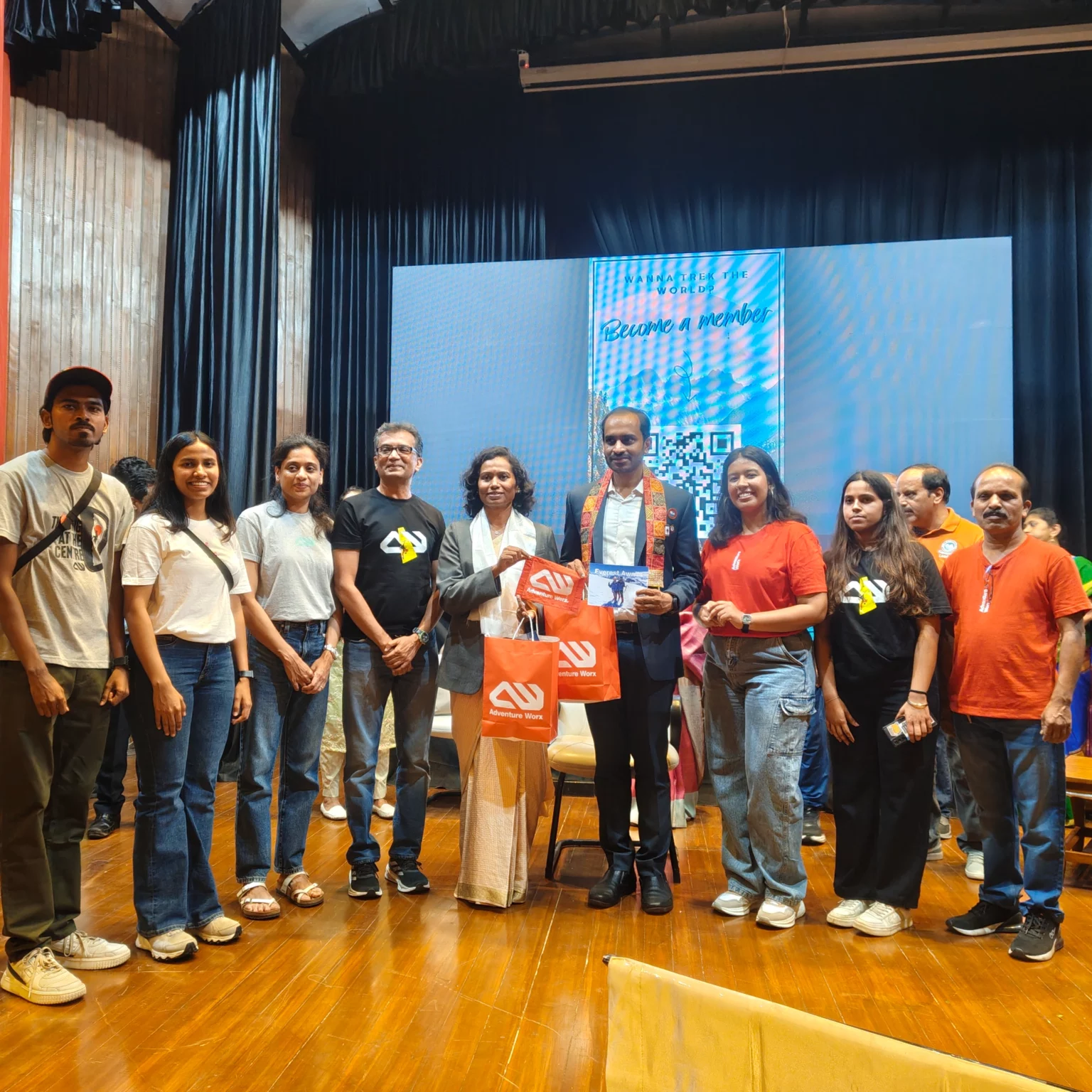 Adventure Worx team with the Karnataka Mountaineering Association